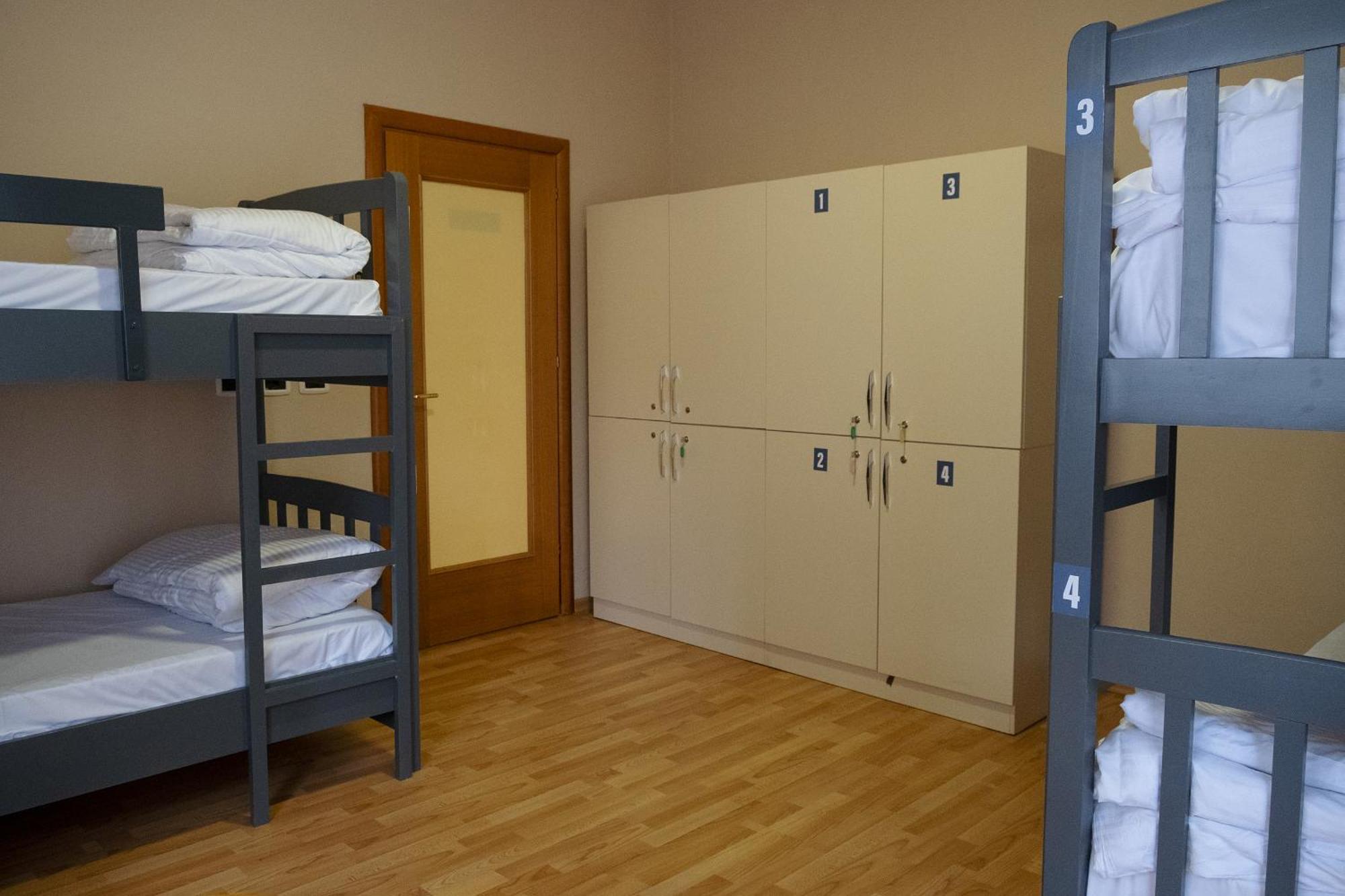 Mandarine Hostel تيرانا المظهر الخارجي الصورة