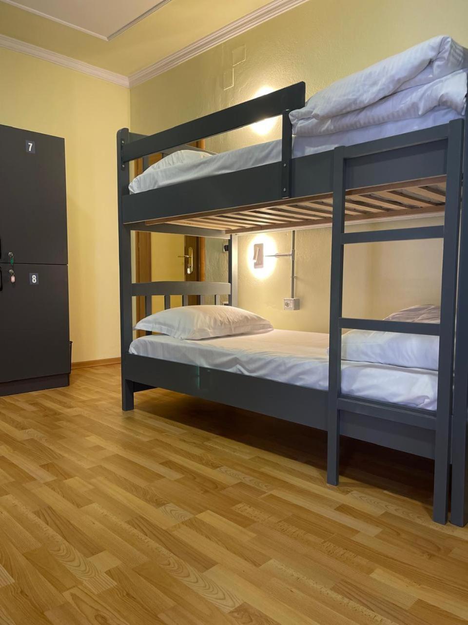 Mandarine Hostel تيرانا المظهر الخارجي الصورة