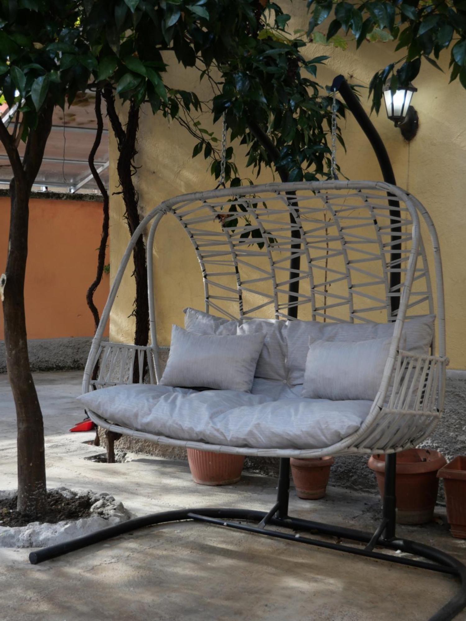 Mandarine Hostel تيرانا المظهر الخارجي الصورة