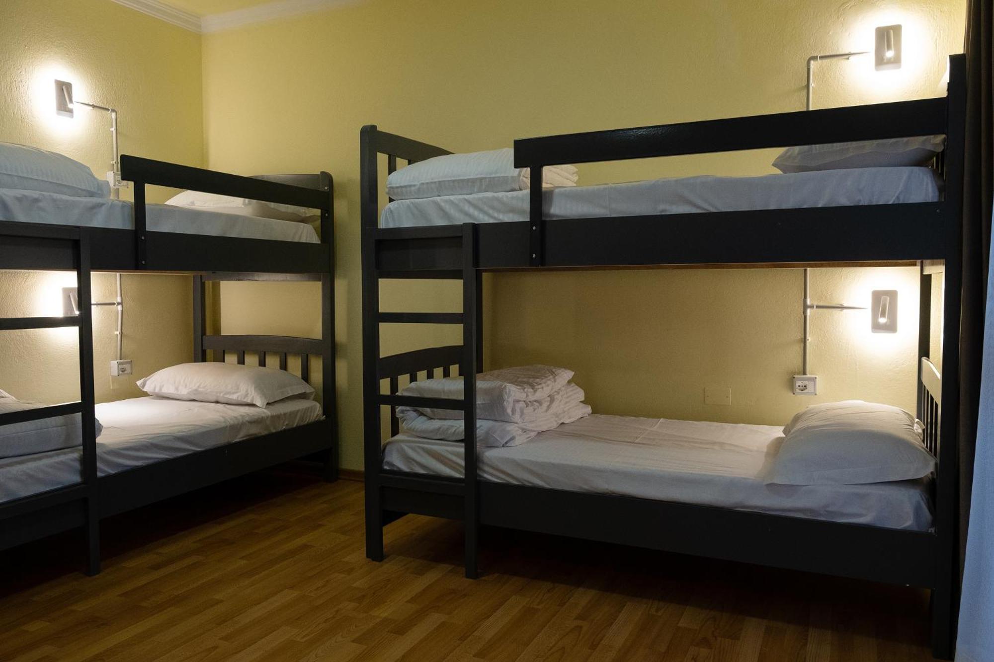Mandarine Hostel تيرانا المظهر الخارجي الصورة